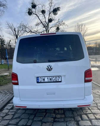 Volkswagen Multivan cena 119500 przebieg: 266000, rok produkcji 2015 z Wrocław małe 277